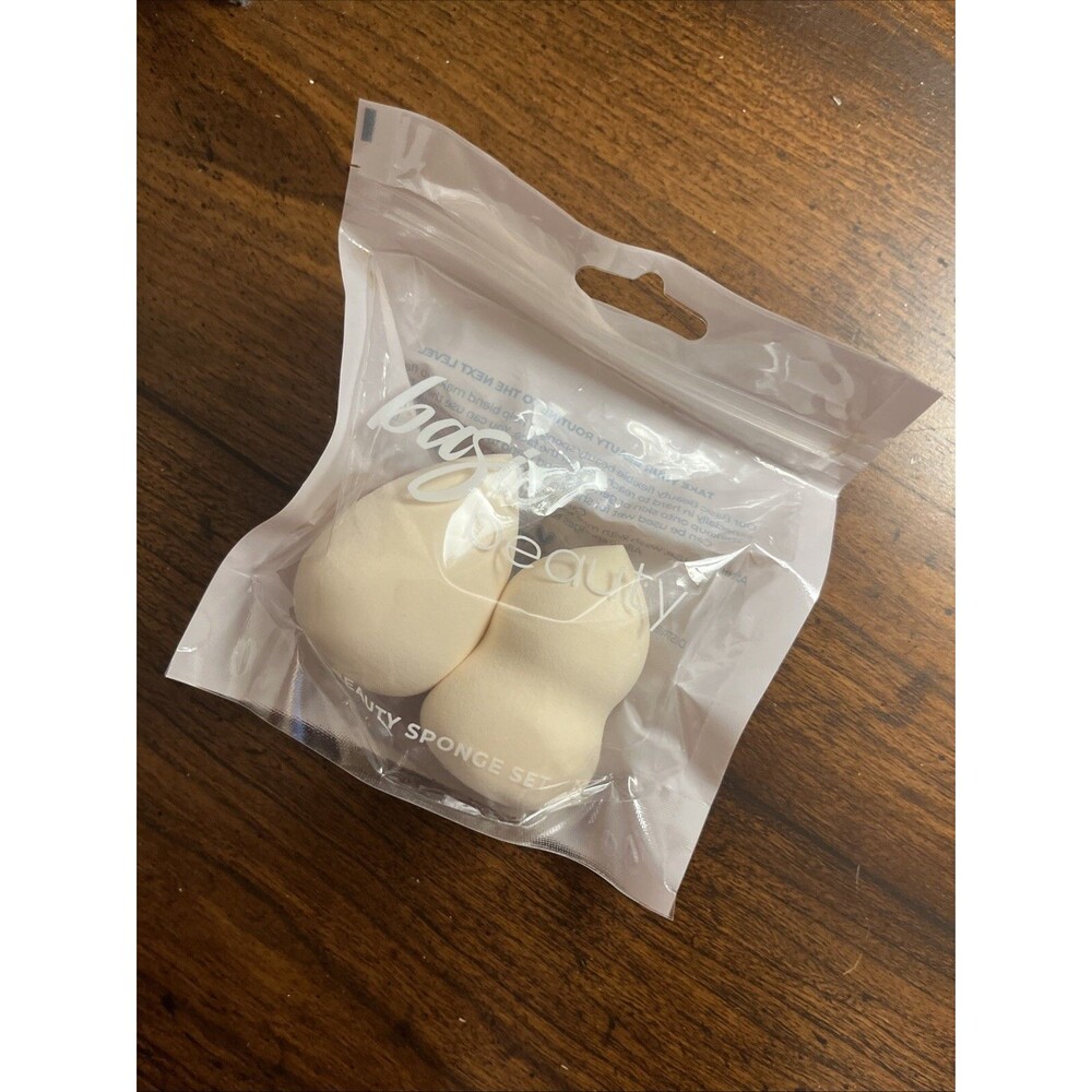 NEW Basic Beauty - 2 Piece Blender Sponge Set • White/Cream • Sealed